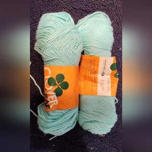American Thread Clover Leaf Yarn
